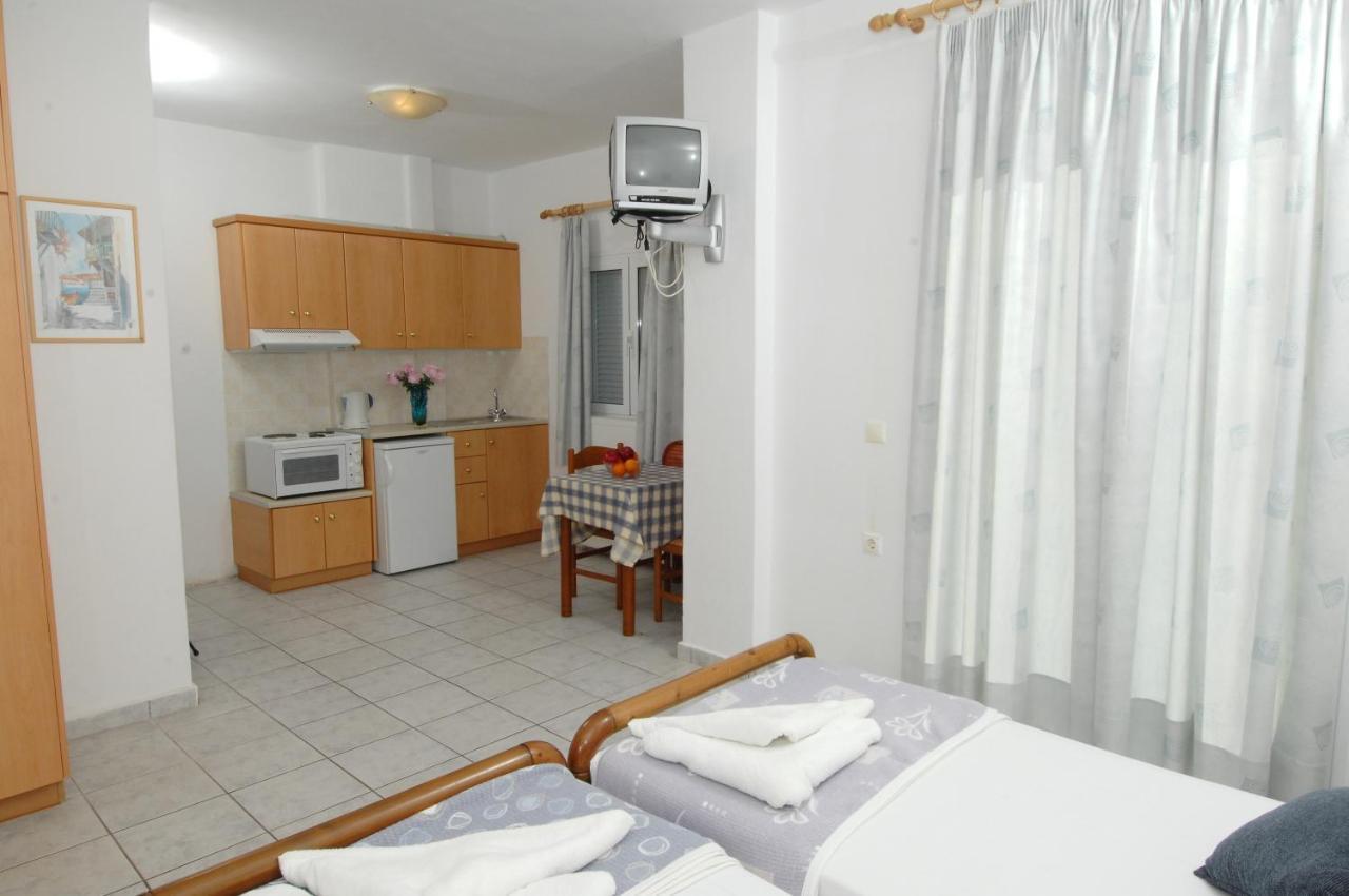 Alexis Studios And Apartments Αγία Ευφημία Εξωτερικό φωτογραφία